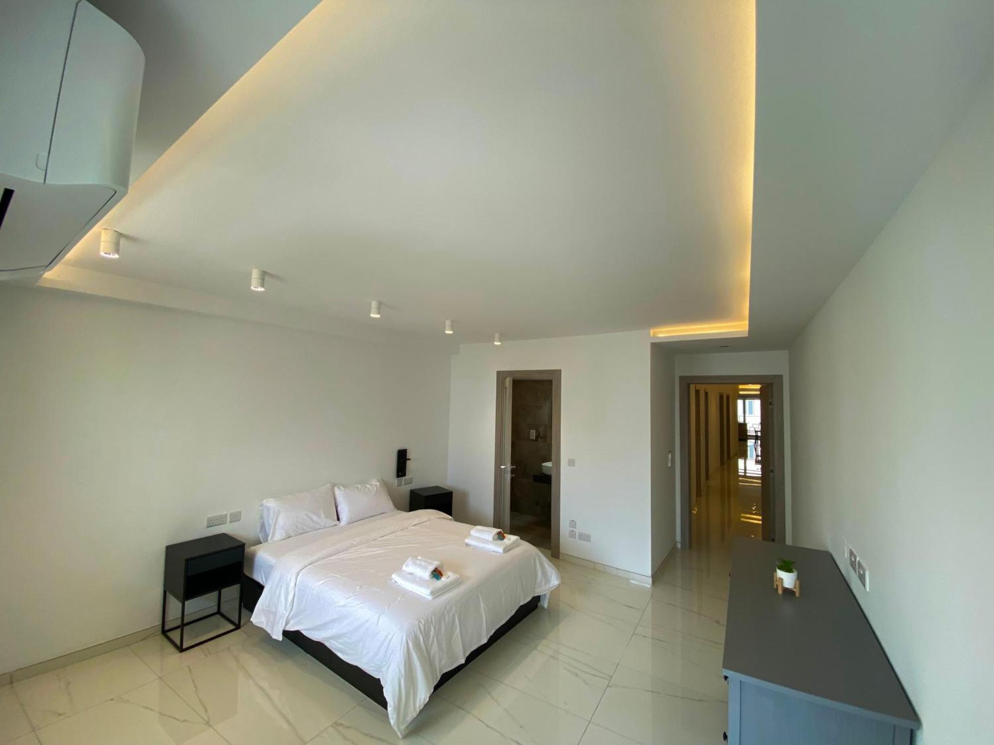 Tigne Sliema Three Bedrooms Apartment Екстериор снимка