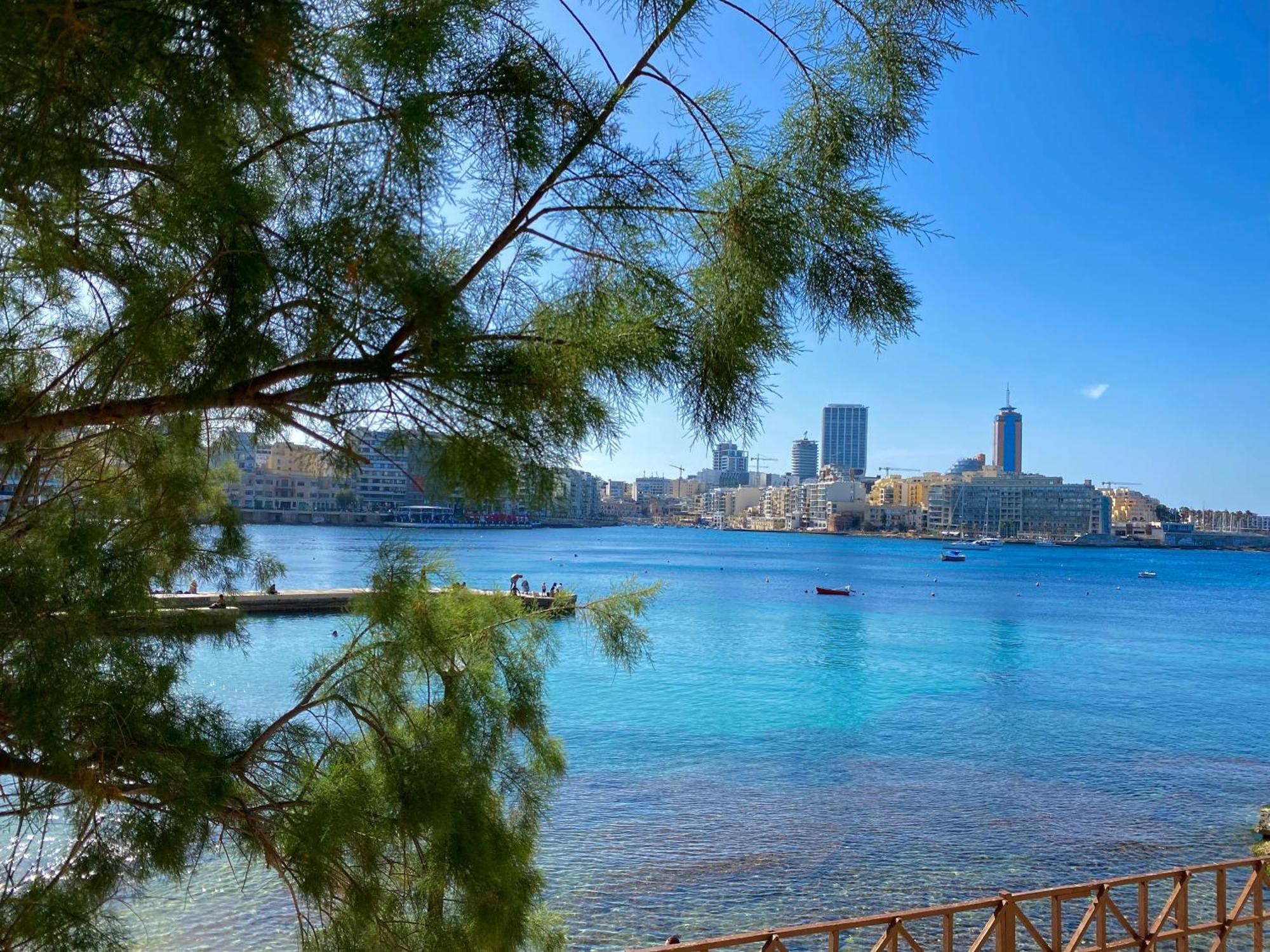 Tigne Sliema Three Bedrooms Apartment Екстериор снимка